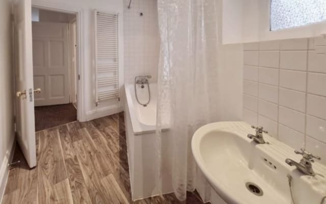 Private Double Bedroom in King's Cross St Pancras