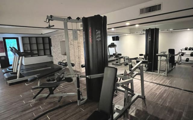 *Recién remodelado* Condominio de lujo de 2 dormitorios con piscina...