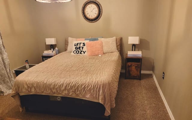Room For rent clean and quiet place near pensacola and navarre beaches