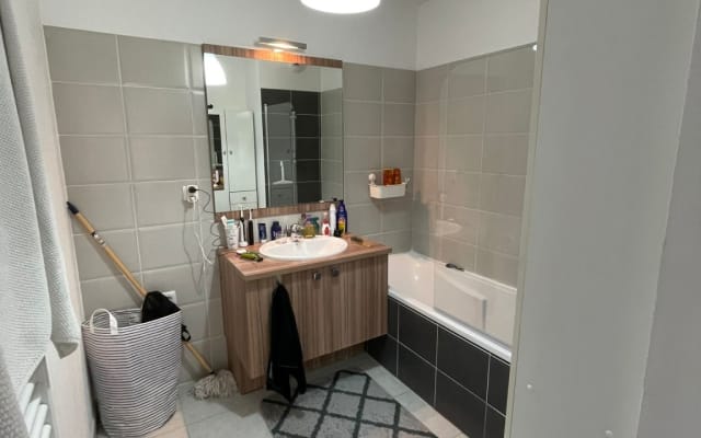 Chambre privée dans appartement T3