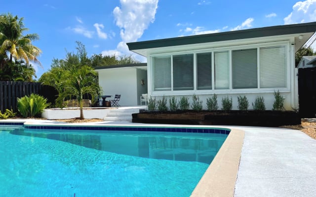Santorini Pool House Wilton Manors Spaziergang zum Dr.