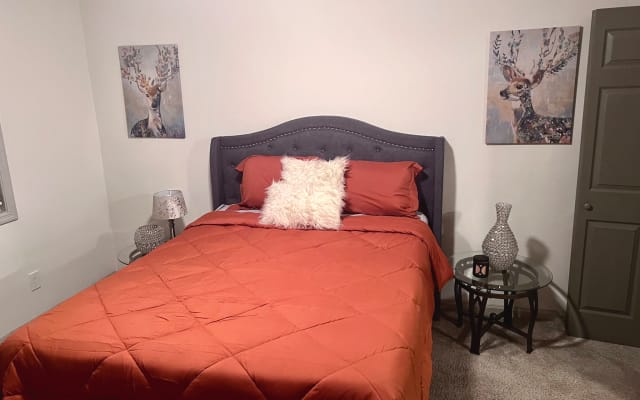 Cute Bedroom and Bathroom Available!