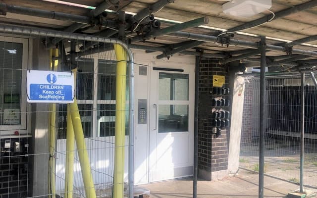 Central Room in the Gay Village, with Sea Views, Close to Seafront - Picture 19
