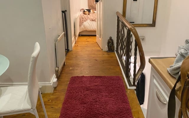 Unique Tyneside Home, Gateshead Saltwell Perk - Gay Dog Daddy Owner