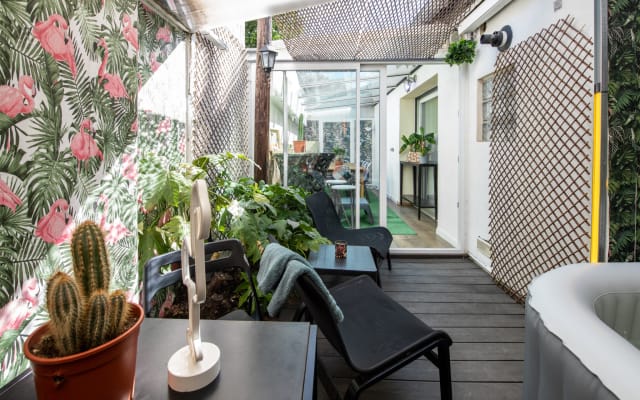 Großes, gemütliches Haus mit Garten, Pool und Jacuzzi in der Nähe...