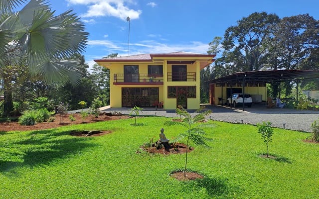 Casa Kāma Spiritual Retreat, VAM Dorm, Full Lower Bunk (R)