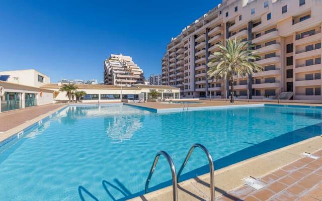 Spazioso ed elegante attico con vista sull'oceano a Praia da Rocha
