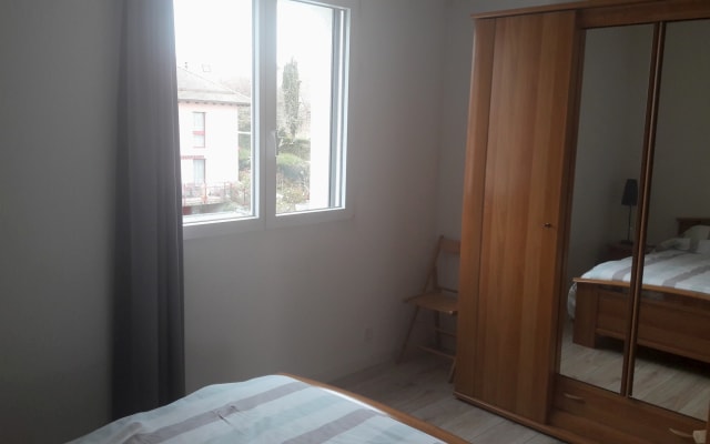 chambre au calme + vêtements optionels