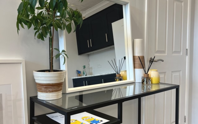 AB Apartments (30 mins to London)