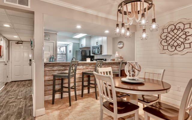 Sand Dollar Villa : améliorée, rez-de-chaussée, proche de la plage et des restaurants. - Photo 7