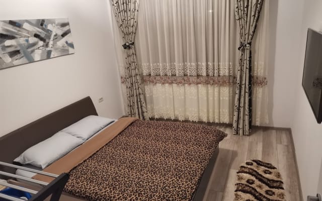 private rooms Mosnita Veche