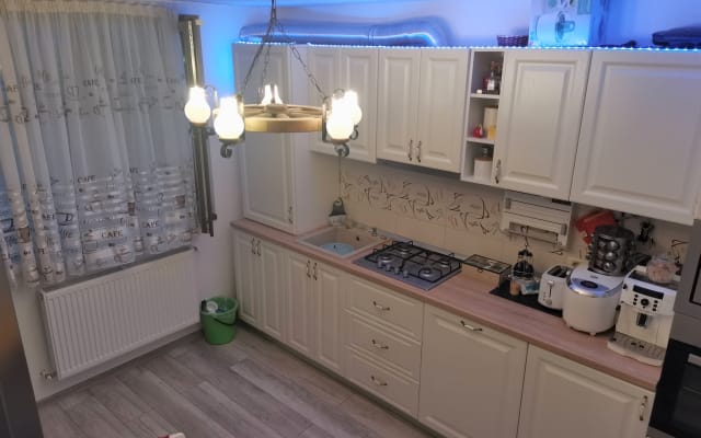 private rooms Mosnita Veche