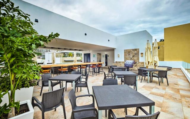 Luxe 2b/2ba Puerto Vallarta Eigentumswohnung, im Herzen der Zona Románt