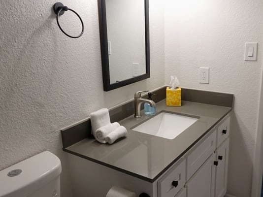 Elegante condominio en Mesa -- ¡Impresionante ubicación! - Foto 14