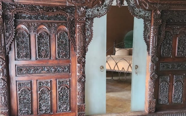 HenrysAufenthalt in der Villa Sempurna