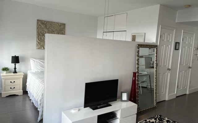 STUDIO SUITE OCEAN DRIVE - Picture 10