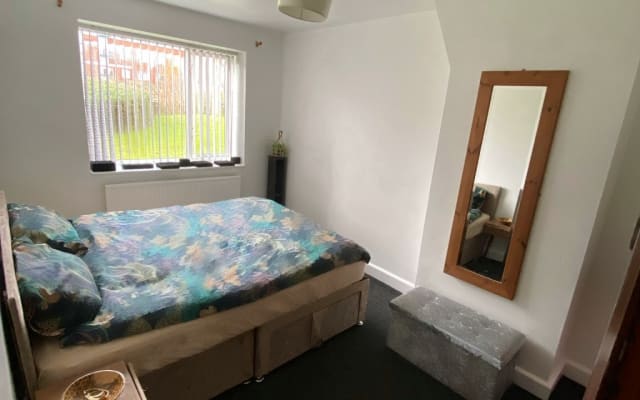 Manchester, M5, 3
Apartamento com quarto