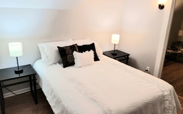 Downtown Cedar Point Retreat