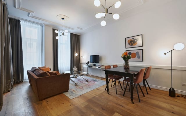 Luxuswohnung mit Balkon