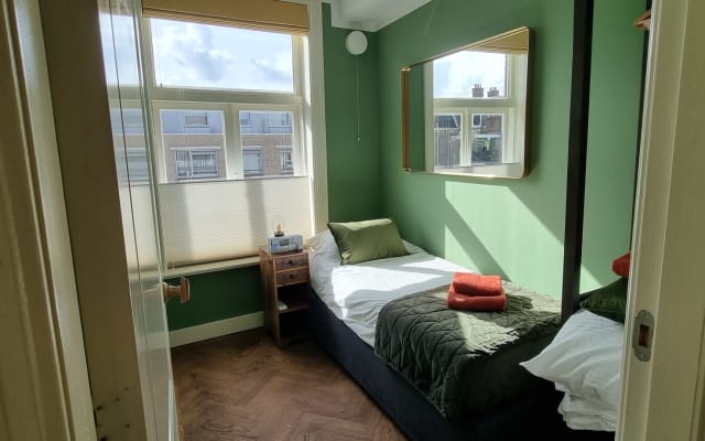 Appartement privé moderne de 45m2 dans un bâtiment classique du 19ème...