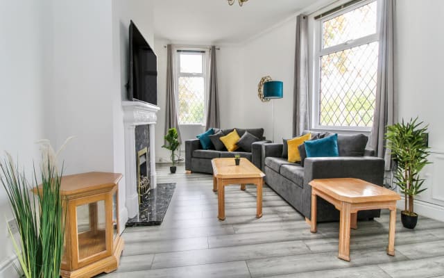 Merseyside Contractor Friendly Home