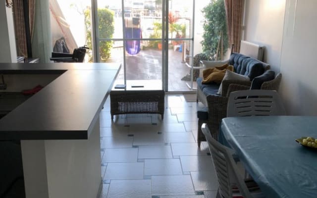 piso compartido en marina port camargue