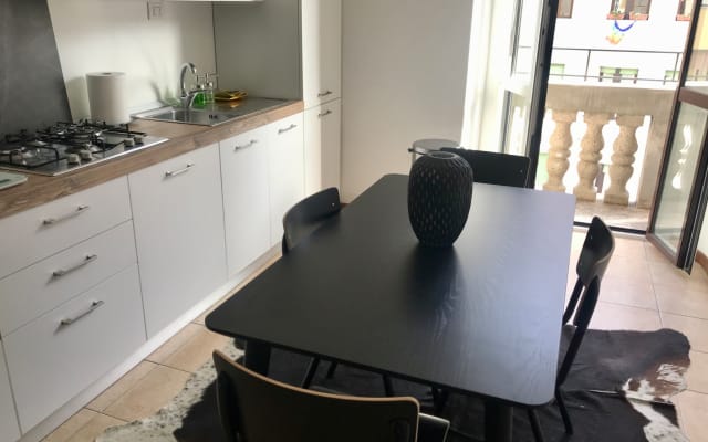 LINDO APARTAMENTO DOS ANOS 30 COM QUARTO PRIVADO NO CENTRO DE MILÃO - Foto 9