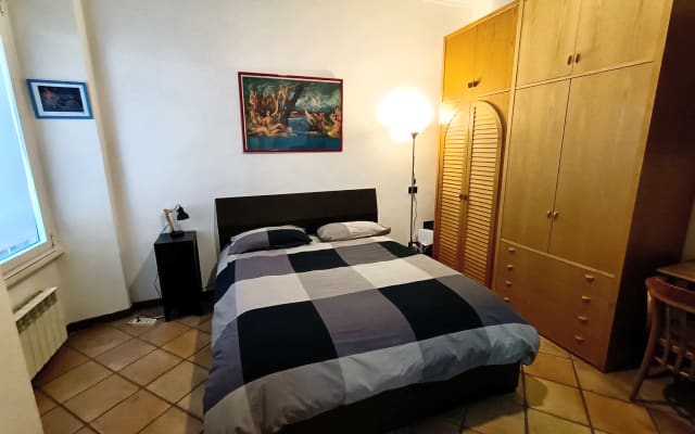 Bel appartement à Colosseo (quartier gay)