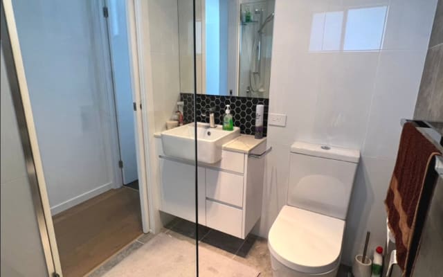 Allegra camera in una villa con 4 camere da letto e piscina