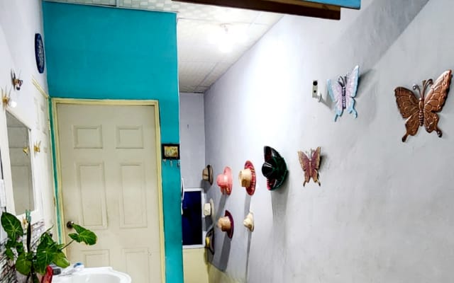 Belle chambre privée dans la ville de Palms