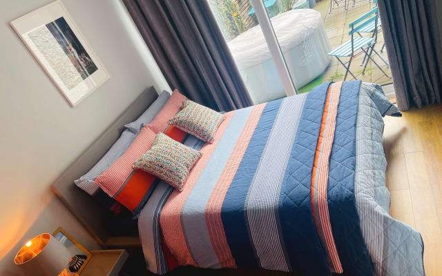 Chambre confortable à la Casa del Corgi