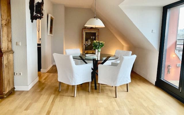 charmante Penthouse-Wohnung in der Innenstadt