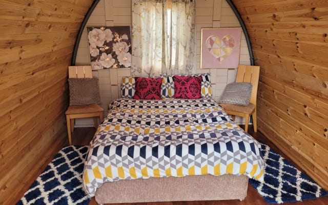 Maßgeschneiderte rustikale Glamping-Holzhütten und...
Auf dem Lande...