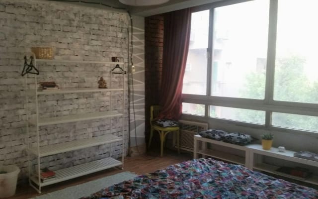 Quarto confortável num apartamento urbano único