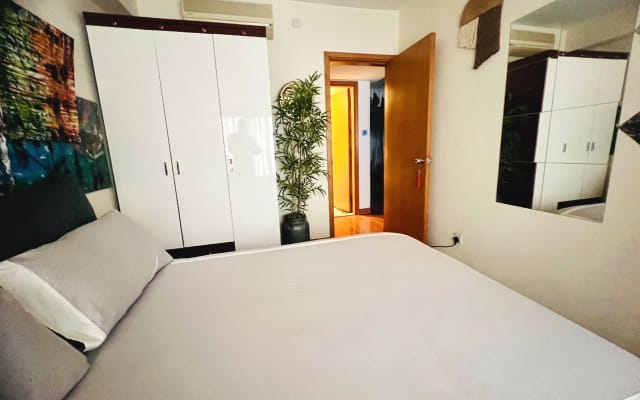 Chambre dans un appartement partagé avec accès à une salle de bain non partagée. Nice - Photo 4