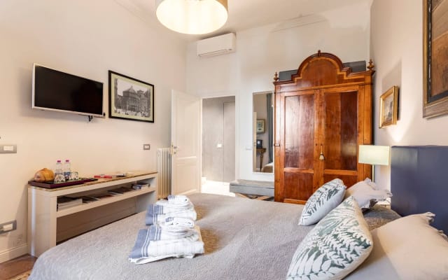 VOTRE MAISON D'HÔTES GAY DE LUXE À FLORENCE : CHAMBRE 1