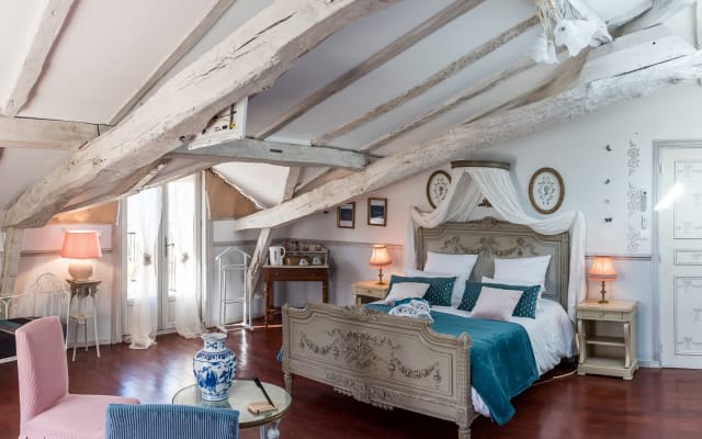 Charmosa suite de hóspedes "Les Cigognes", piscina, jacuzzi