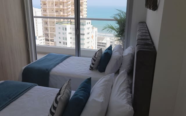 Bel appartement avec vue sur la mer !