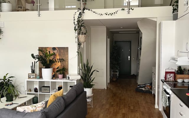 Ruhige und schöne Wohnung. Mit Sauna auf dem Grundstück. Teilen Sie...