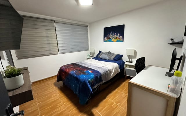 Zimmer in einer Wohnung in unmittelbarer Nähe des WTC in Colonia Nápole