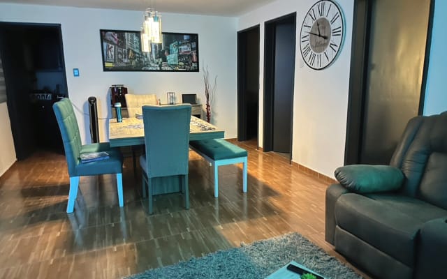 Zimmer in einer Wohnung in unmittelbarer Nähe des WTC in Colonia Nápole