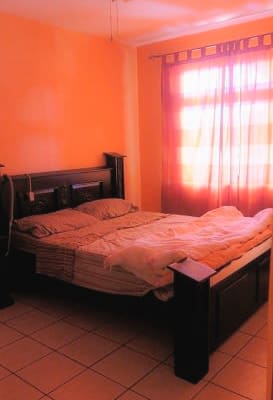 Apartamento de dos dormitorios con jardín privado a 10 minutos del...