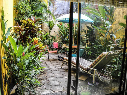 Apartamento de dos dormitorios con jardín privado a 10 minutos del...