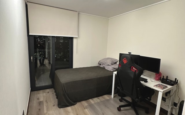 Lindo apartamento em Las Condes. Muito perto da rede de metro