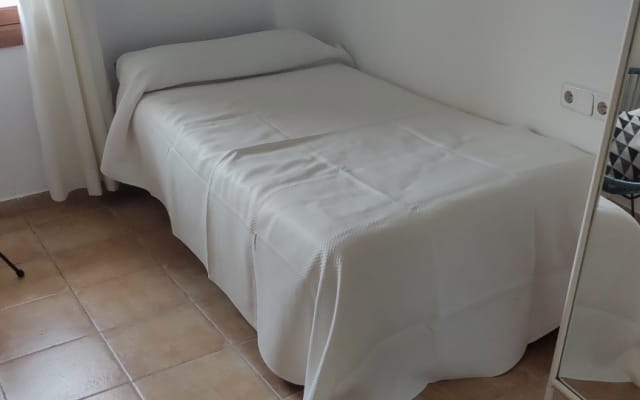 Einfaches und komfortables Zimmer in Nallorca