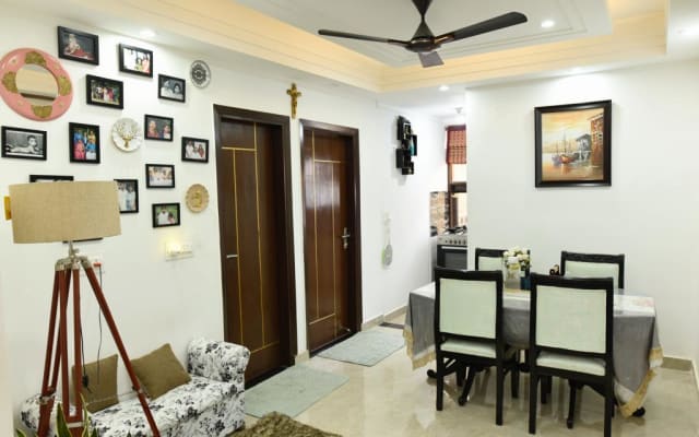 Apartamento de diseño de 2 BHK