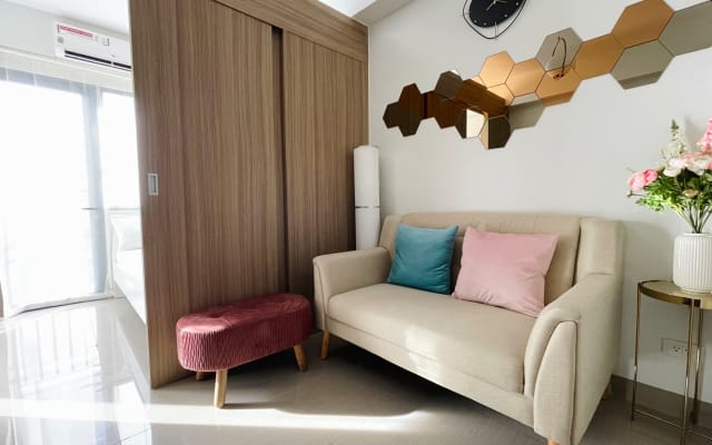 Sakan 5-Star Quality Condotel