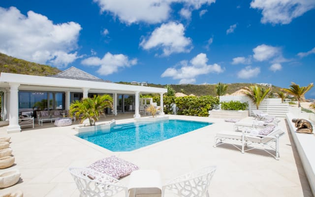 Luxury 7 Bedroom Villa -3 Villas/4 Jacuzzi/Ocean Front La PerlaEstate - Photo 16