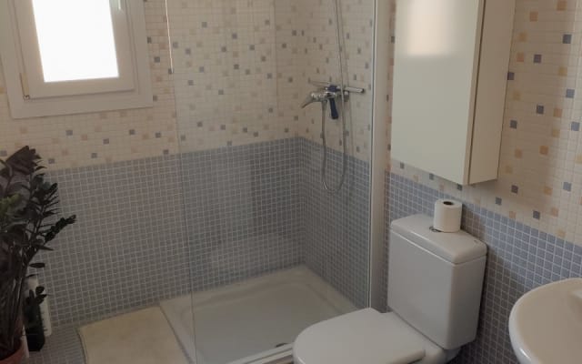 Chambre privée avec salle de bain