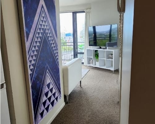 Bright and airy central apartment with the best views in Auckland. - Picture 22